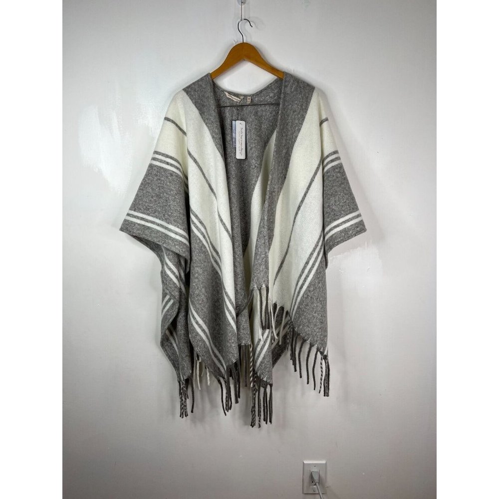 Soft Surroundings Wrap Womens One Size Gray Combo Heathered Stripe W/Fringe New